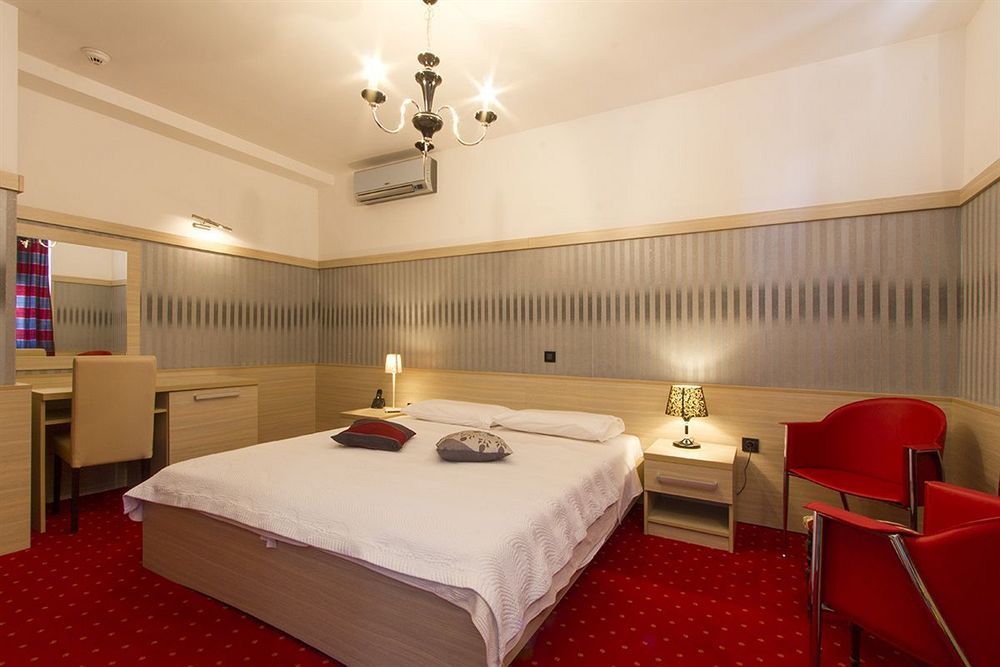 Hotel Galija Pula Eksteriør billede