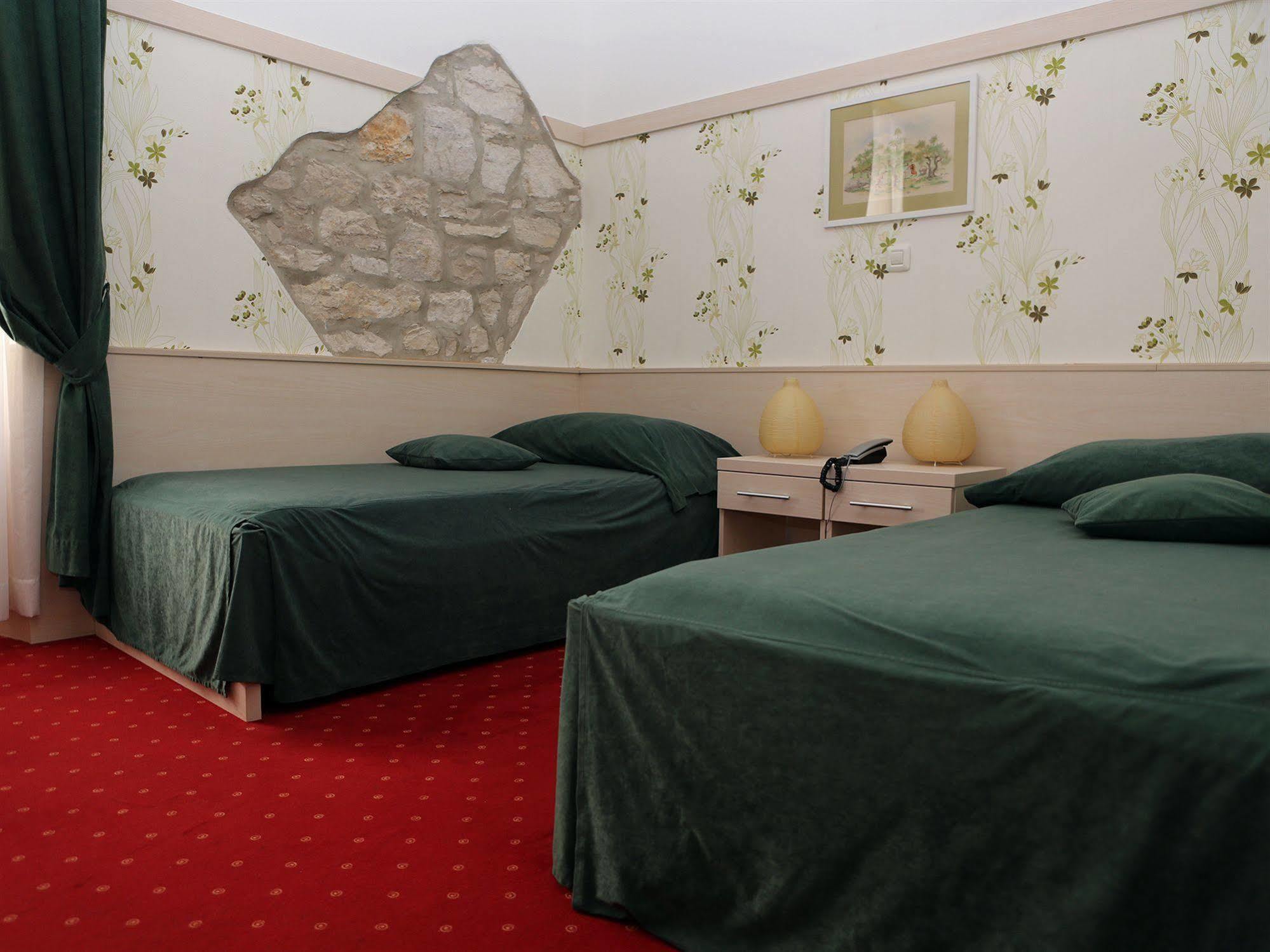 Hotel Galija Pula Eksteriør billede