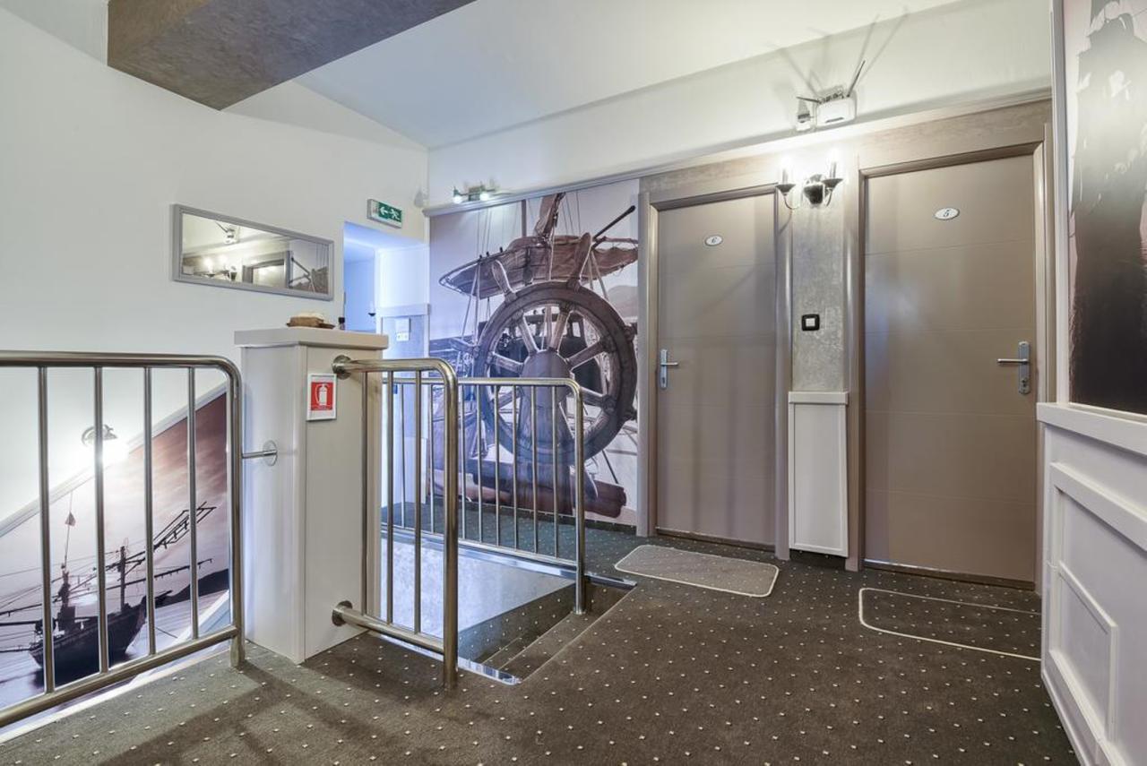 Hotel Galija Pula Eksteriør billede
