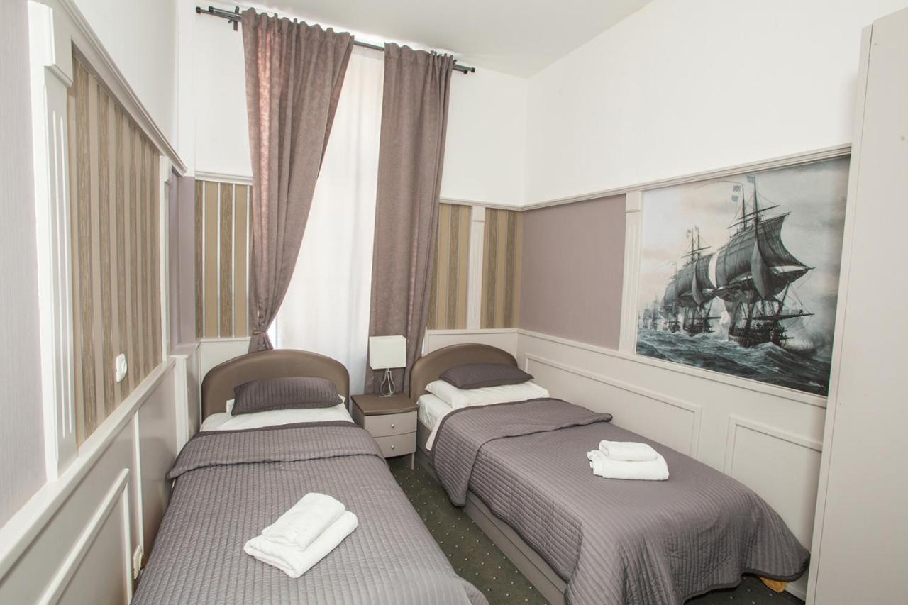 Hotel Galija Pula Eksteriør billede
