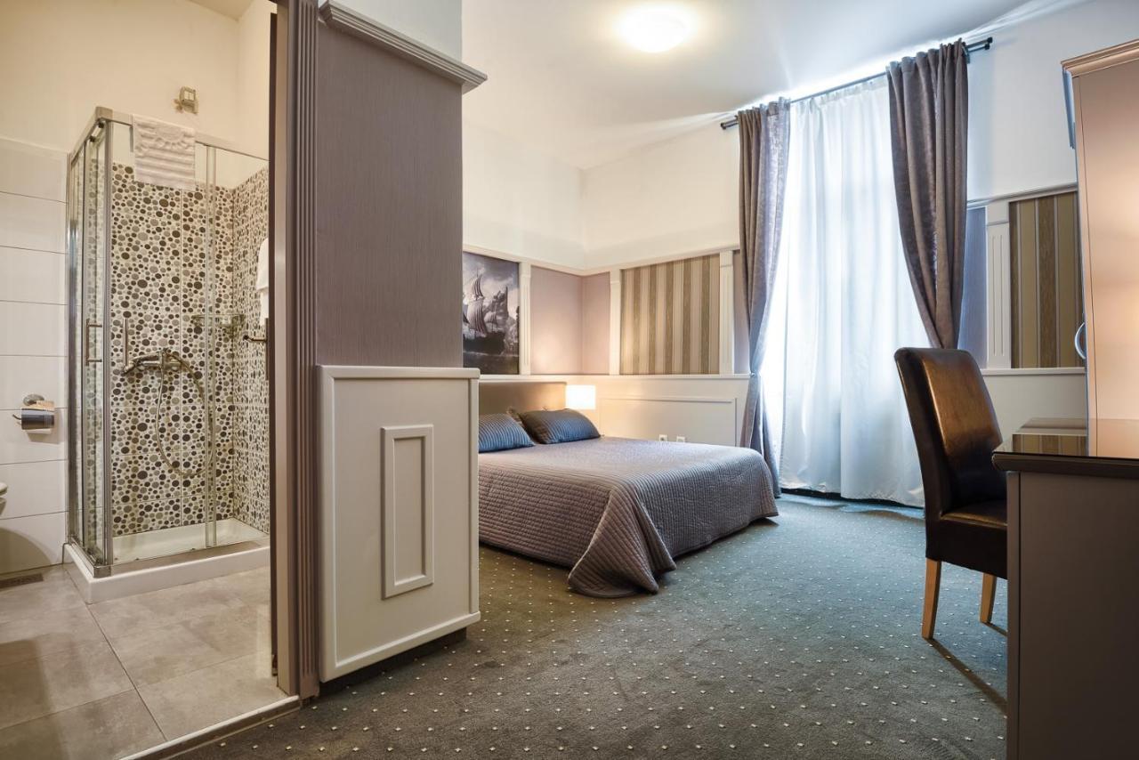 Hotel Galija Pula Eksteriør billede