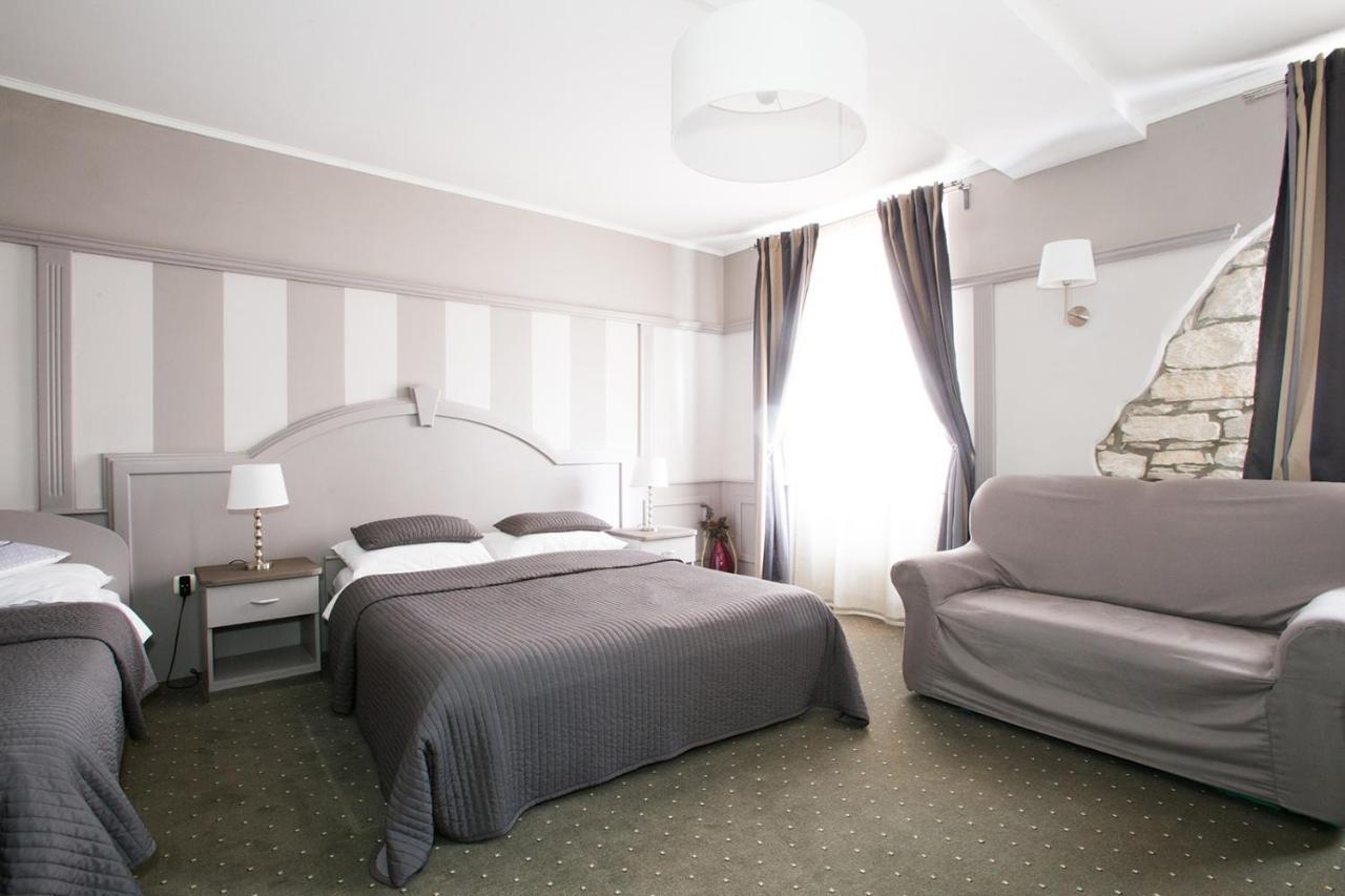 Hotel Galija Pula Eksteriør billede