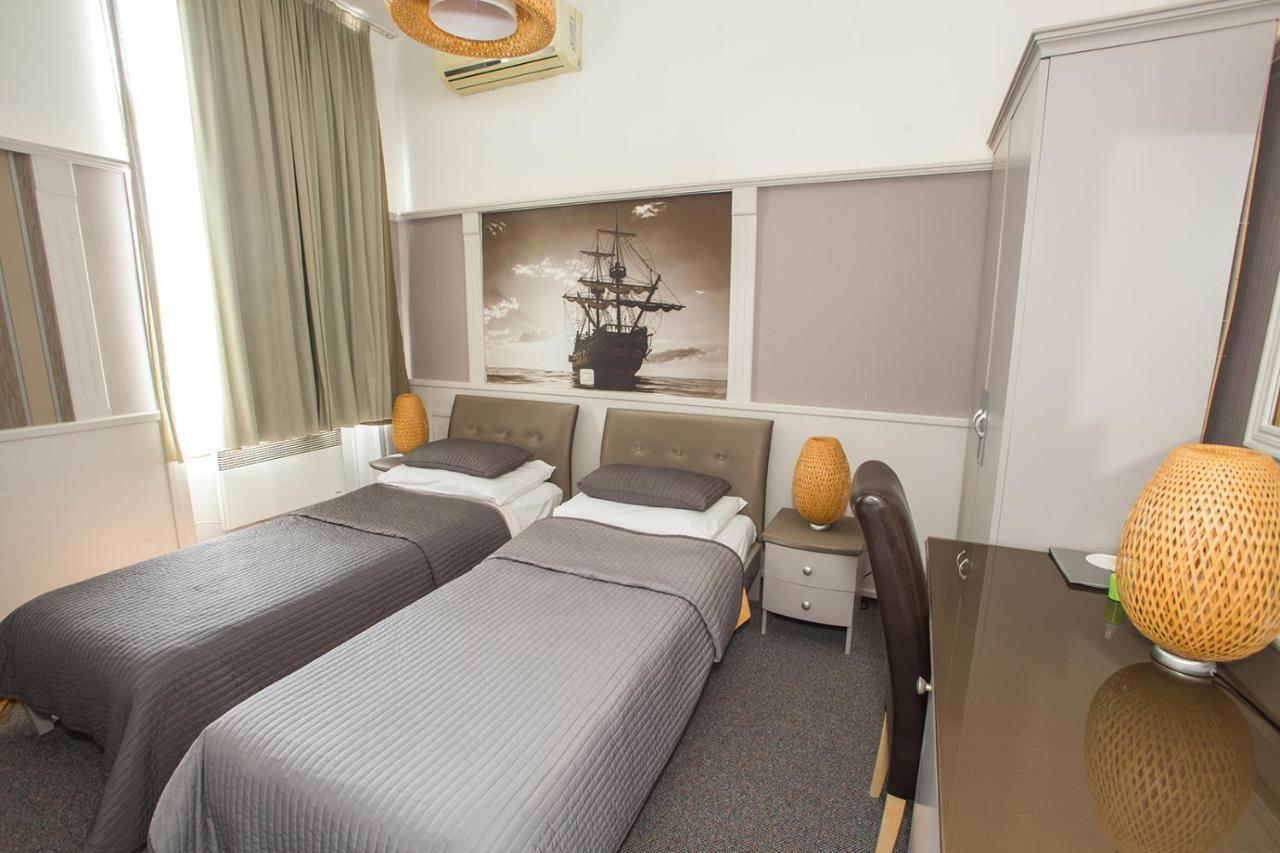 Hotel Galija Pula Eksteriør billede