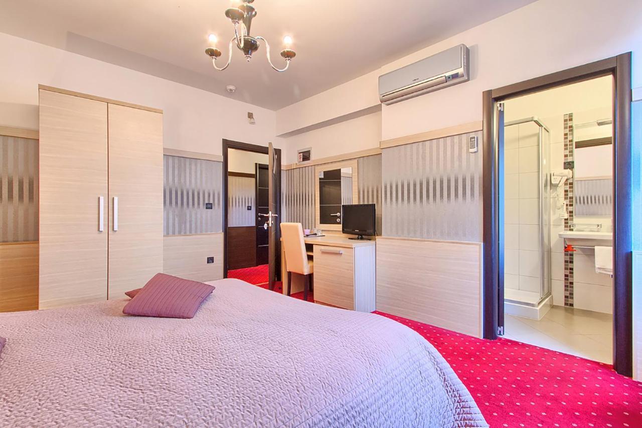 Hotel Galija Pula Eksteriør billede
