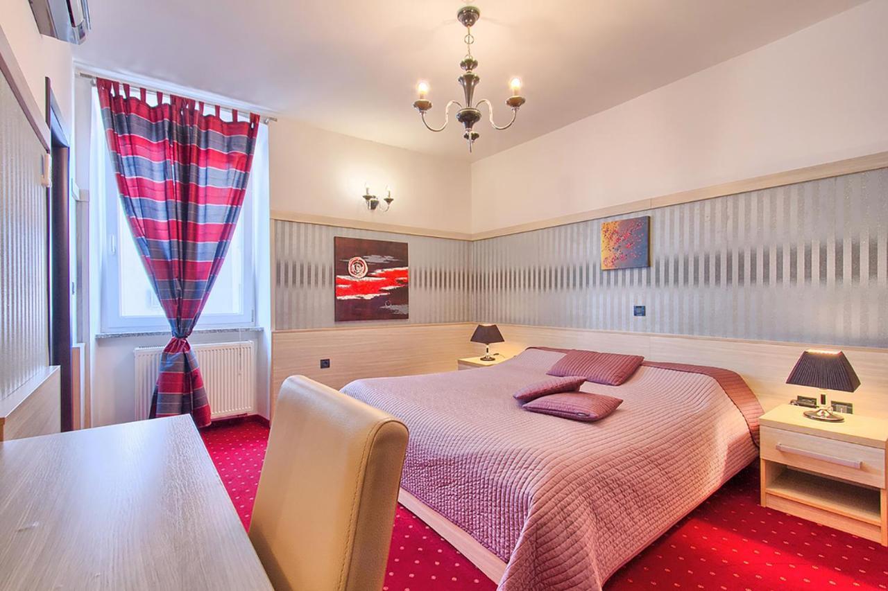 Hotel Galija Pula Eksteriør billede